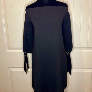 Mossimo womens black off shoulder shift dress - Size SMALL